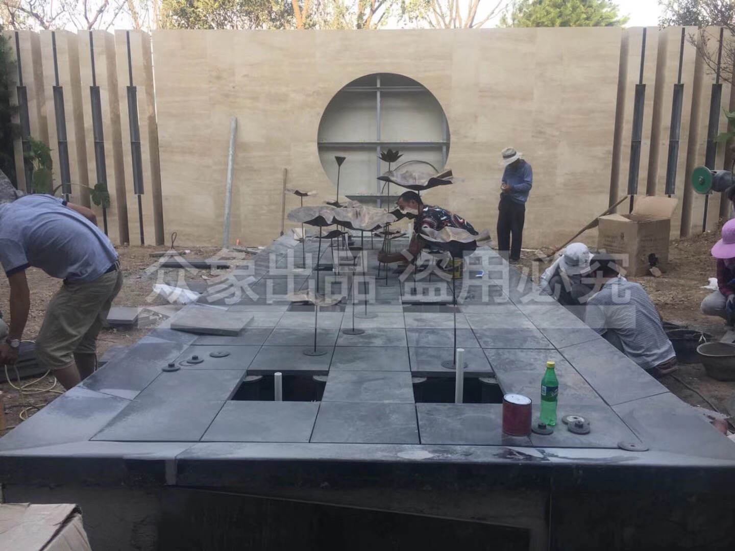 濟南房產(chǎn)不銹鋼仿銅荷葉